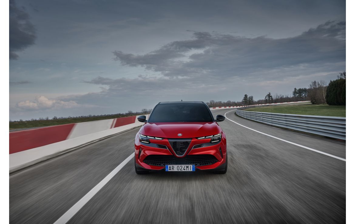 L'Alfa Romeo Junior 1.2 Turbo Speciale Selon Le Matin Auto L'Alfa Romeo Junior 1.2 Turbo Speciale Selon Le Matin Auto