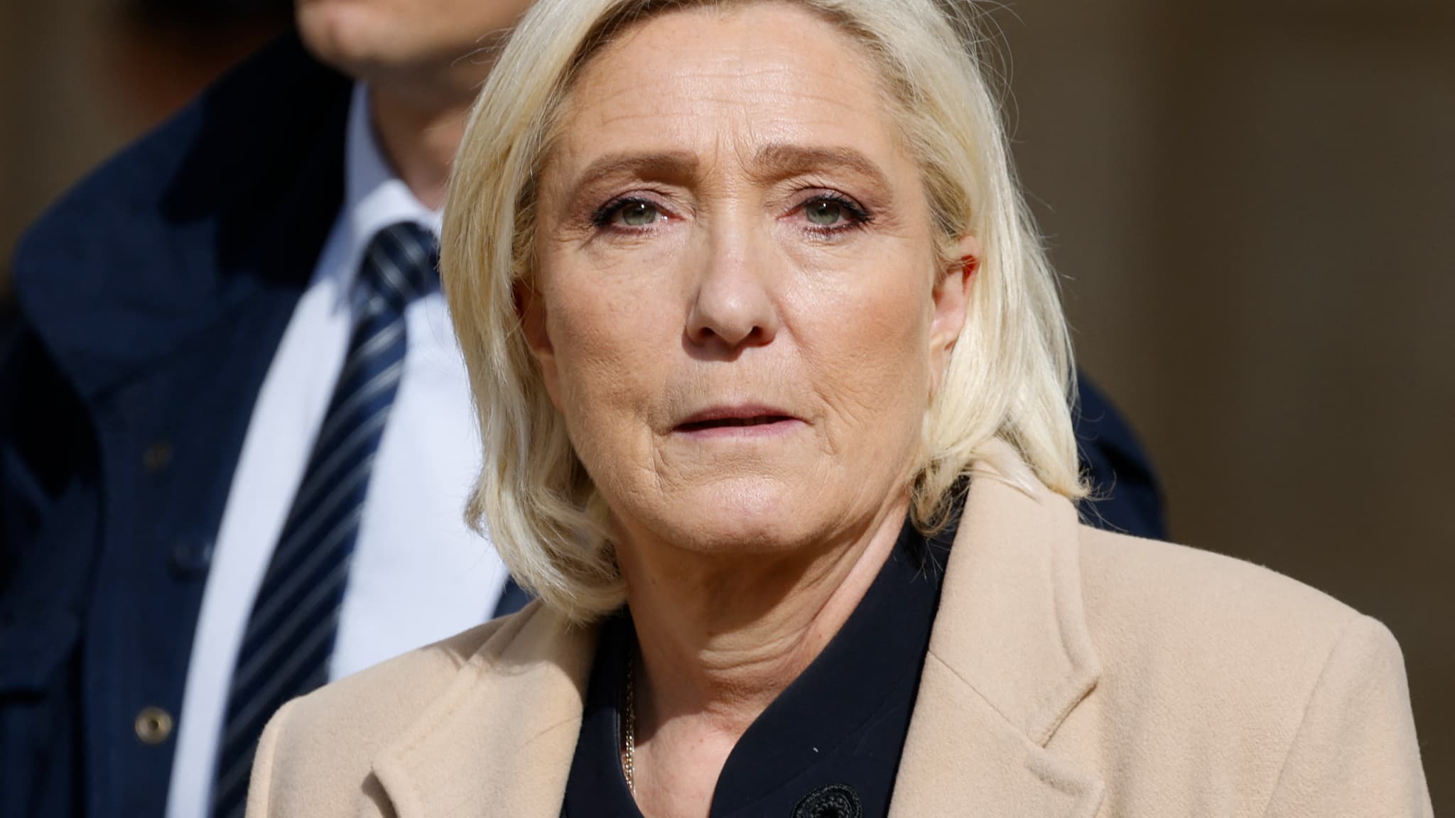 La Justice Et Marine Le Pen: Un Jour Décisif La Justice Et Marine Le Pen: Un Jour Décisif