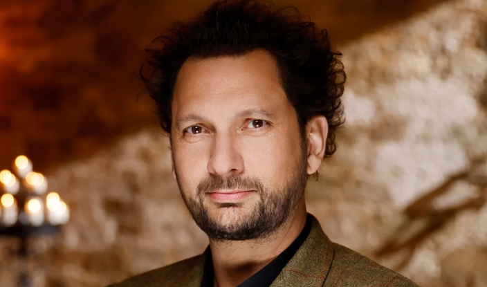 La Nouvelle Vie Amoureuse D'Eric Antoine Après Son Divorce: Une Révélation Sur M6 La Nouvelle Vie Amoureuse D'Eric Antoine Après Son Divorce: Une Révélation Sur M6