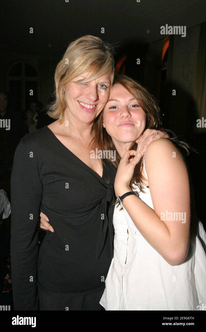 La Vie Familiale De Chantal Ladesou En Dehors De Paris La Vie Familiale De Chantal Ladesou En Dehors De Paris