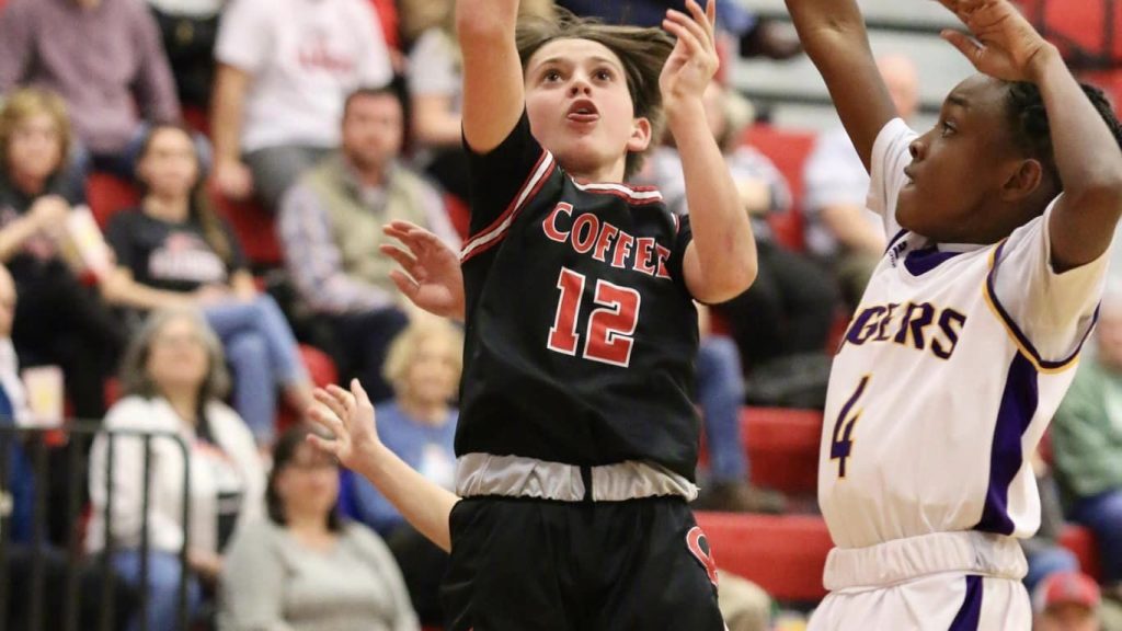 Lady Raiders Fall Short Against Cincinnati, 56-59 Lady Raiders Fall Short Against Cincinnati, 56-59