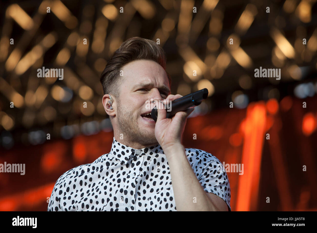 Large-Scale Music Festival With Olly Murs At A Beautiful Castle Near Manchester Large-Scale Music Festival With Olly Murs At A Beautiful Castle Near Manchester
