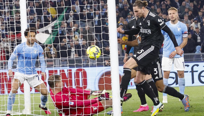 Late Goal Earns Lazio A Point Against Reduced Juventus Late Goal Earns Lazio A Point Against Reduced Juventus
