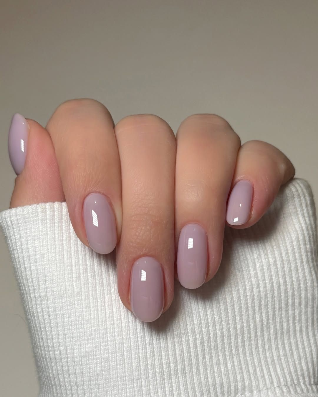 Lavender Milk Nails: Warum Sie Jetzt Im Trend Liegen Lavender Milk Nails: Warum Sie Jetzt Im Trend Liegen