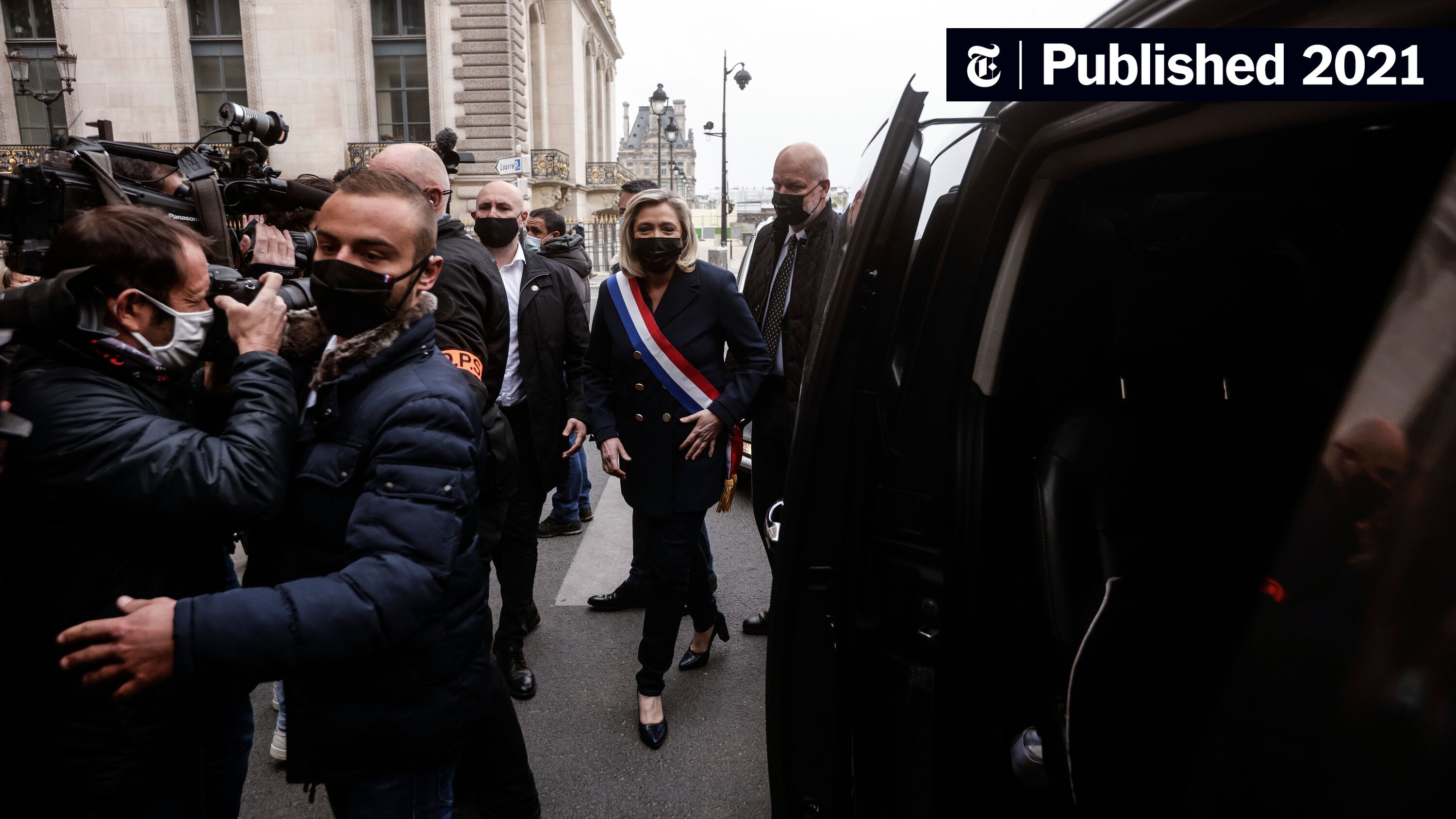 Le Pen Condemns Le Pen Condemns