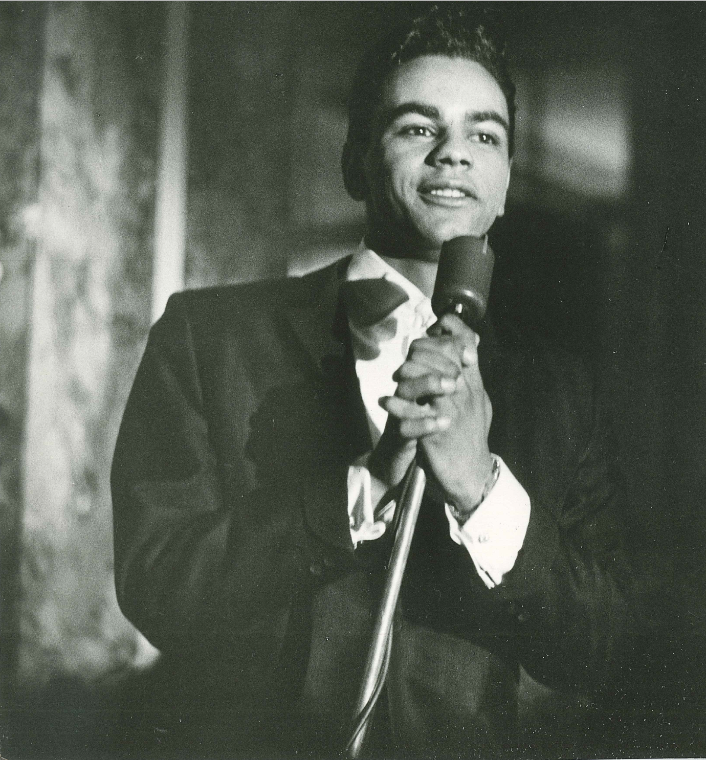 Legendary Singer Johnny Mathis Announces Retirement From Touring Legendary Singer Johnny Mathis Announces Retirement From Touring