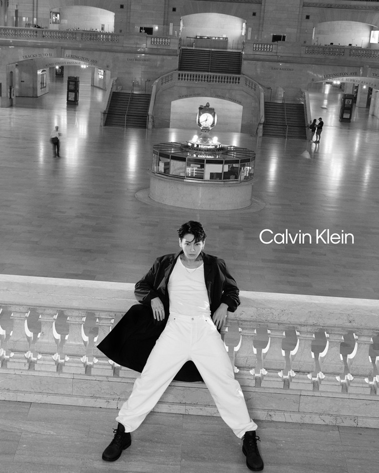 Lily Collins Stars In A New Calvin Klein Campaign: See The Photos Lily Collins Stars In A New Calvin Klein Campaign: See The Photos