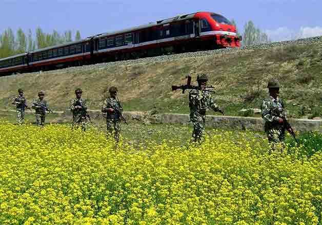Long-Awaited Kashmir Rail Link Finally Opens: PM Modi's Inaugural Train Journey Long-Awaited Kashmir Rail Link Finally Opens: PM Modi's Inaugural Train Journey