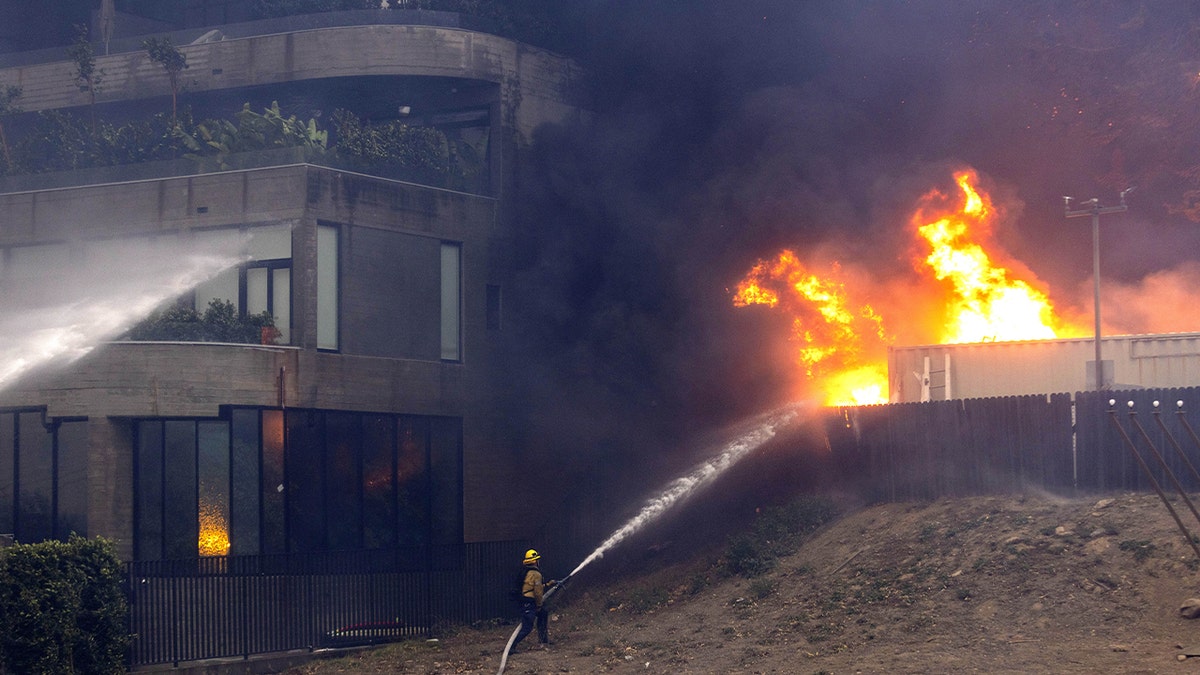 Los Angeles Palisades Fire: A List Of Celebrities Who Lost Their Properties Los Angeles Palisades Fire: A List Of Celebrities Who Lost Their Properties