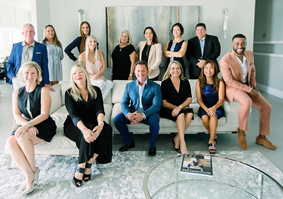 Luxury Real Estate: How The Ultra-Wealthy Weather Market Storms Luxury Real Estate: How The Ultra-Wealthy Weather Market Storms