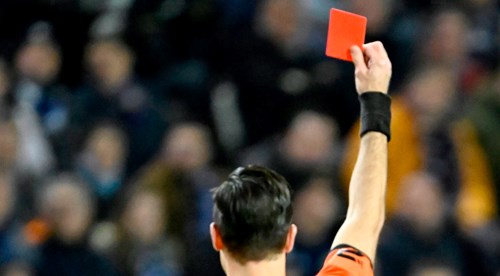 Lyon To Punish Fonseca For On-Field Referee Argument Lyon To Punish Fonseca For On-Field Referee Argument