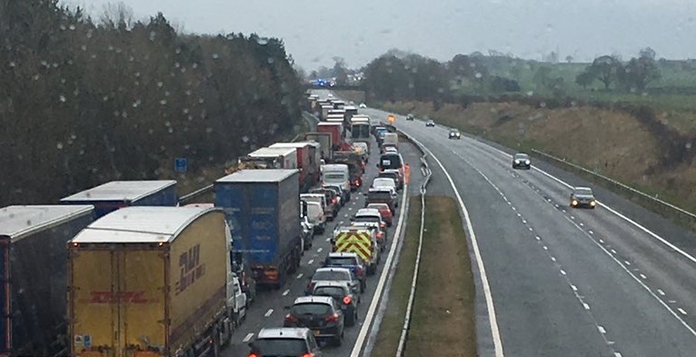 M6 Southbound Crash Causes 60-Minute Delays For Drivers M6 Southbound Crash Causes 60-Minute Delays For Drivers