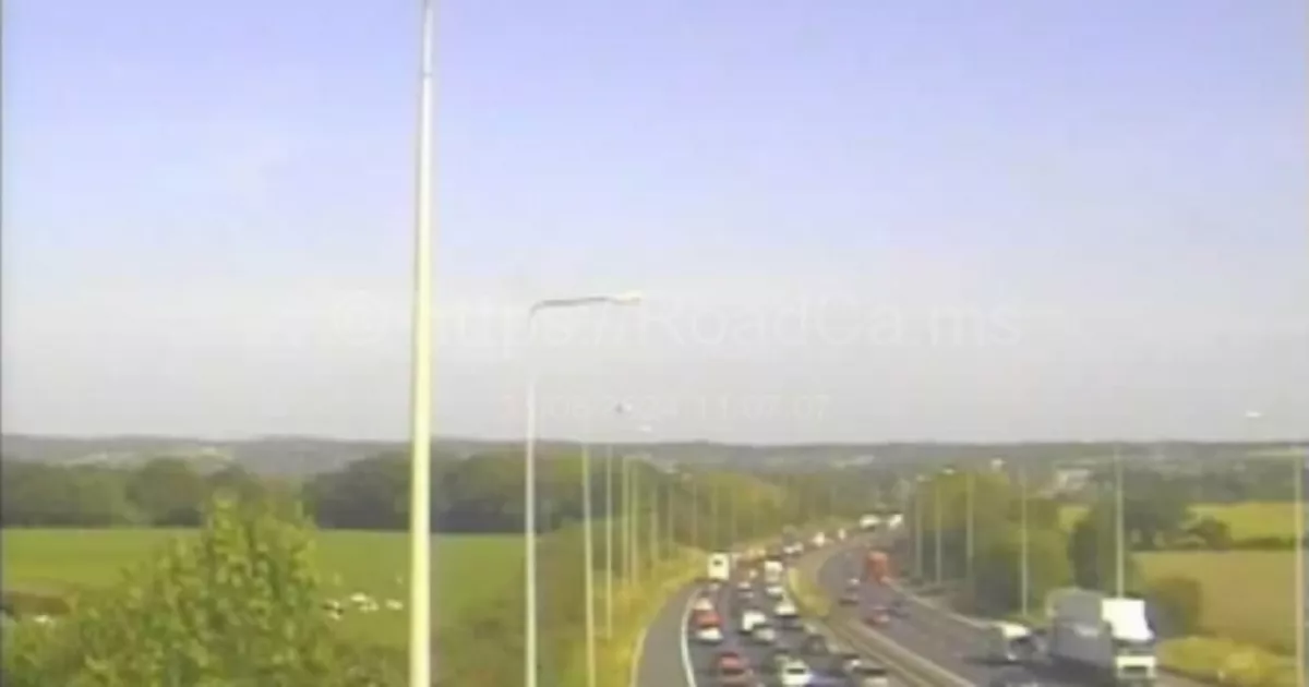 M6 Traffic Delays: Ongoing Accident Investigation M6 Traffic Delays: Ongoing Accident Investigation