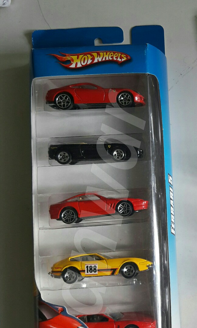 Mamma Mia! The Hottest New Ferrari Hot Wheels Sets Mamma Mia! The Hottest New Ferrari Hot Wheels Sets