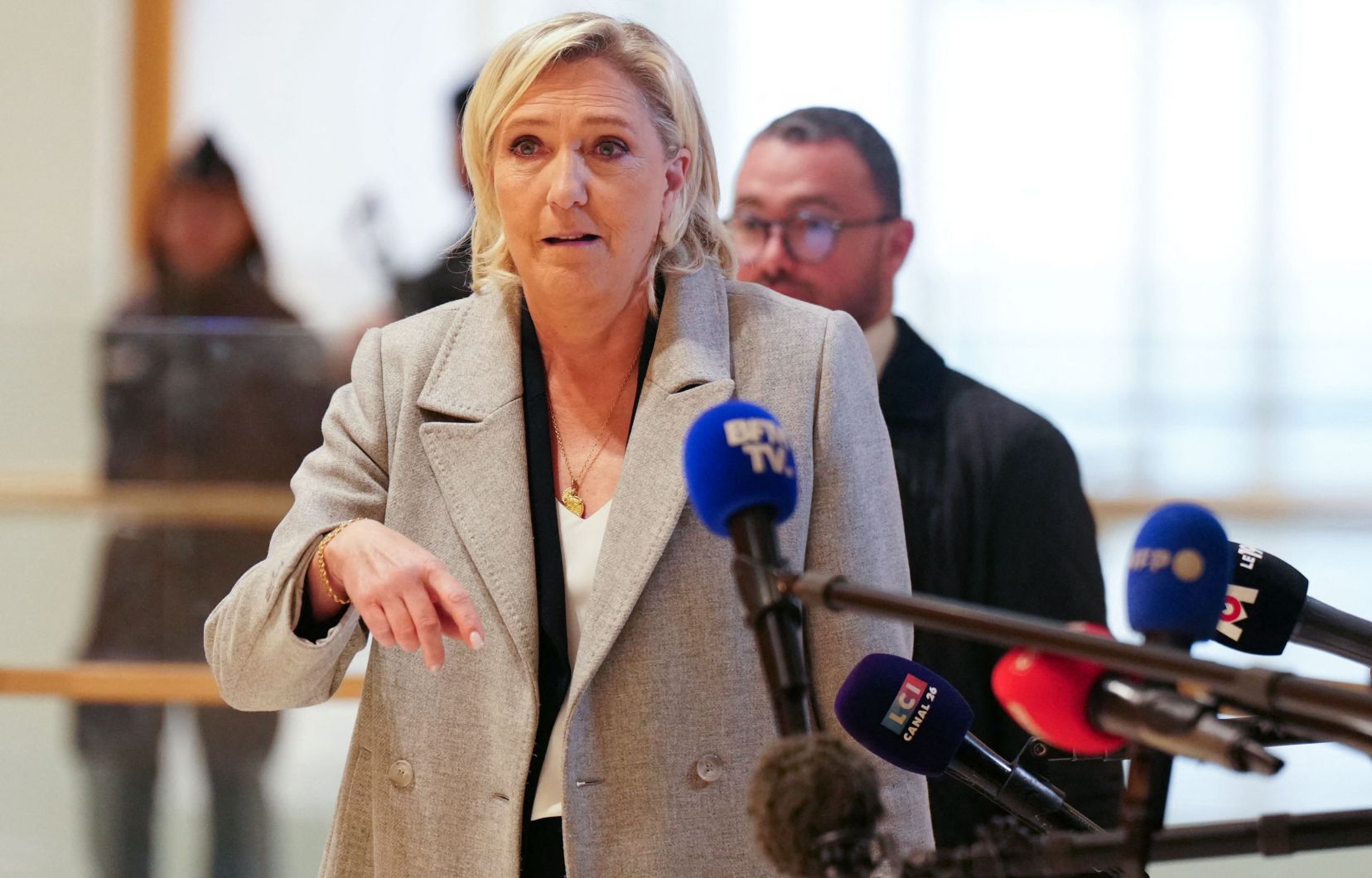 Marine Le Pen : Appel De Sa Condamnation À Quatre Ans De Prison Et Inéligibilité Marine Le Pen : Appel De Sa Condamnation À Quatre Ans De Prison Et Inéligibilité