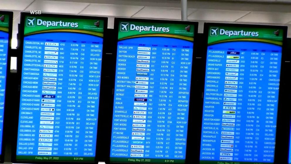 Memorial Day Flights 2025: When To Fly & When To Avoid Crowds Memorial Day Flights 2025: When To Fly & When To Avoid Crowds