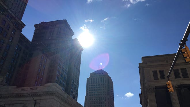 Metro Detroit Weather: Sunny Skies After A Cool Monday Metro Detroit Weather: Sunny Skies After A Cool Monday