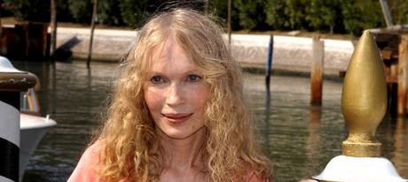 Mia Farrow: Trump Should Be Jailed Over Venezuelan Deportation Controversy Mia Farrow: Trump Should Be Jailed Over Venezuelan Deportation Controversy