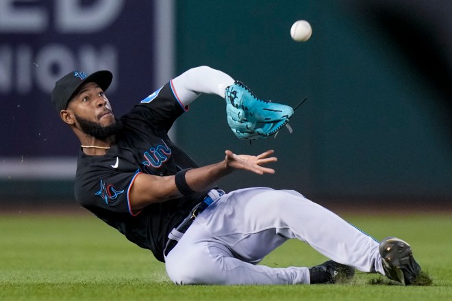 Miami Marlins Edge Nationals, Reclaim .500 Record Miami Marlins Edge Nationals, Reclaim .500 Record