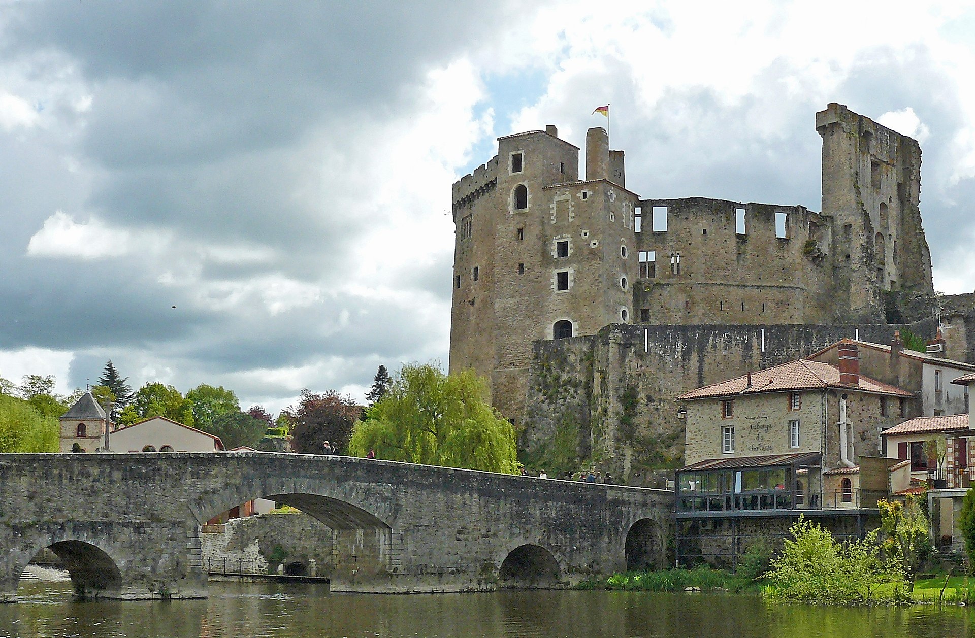 Mission Patrimoine 2025 En Bretagne : Focus Sur Plouzané Et Clisson Mission Patrimoine 2025 En Bretagne : Focus Sur Plouzané Et Clisson