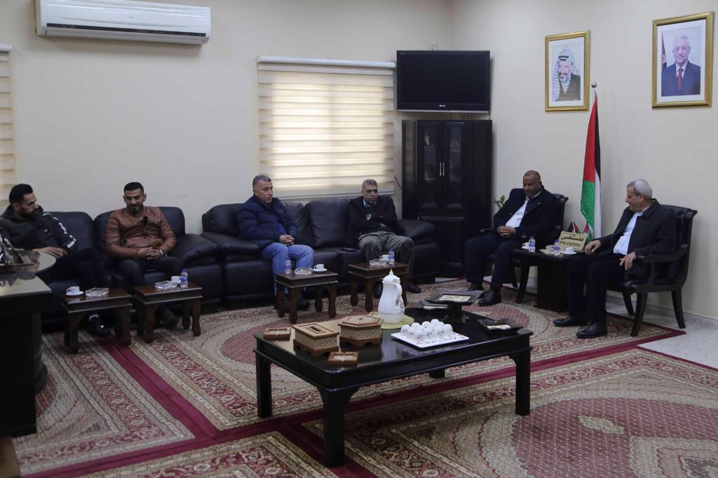 مقاومة الجدار والاستيطان: تسارع الاستيلاء على الأحياء الفلسطينية مقاومة الجدار والاستيطان: تسارع الاستيلاء على الأحياء الفلسطينية