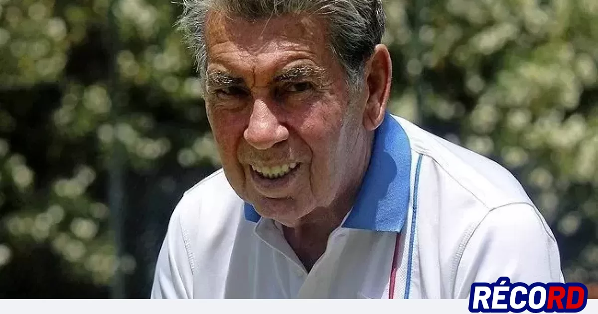 Muere Juan Aguilera: Adiós A La Leyenda Del Tenis Español Muere Juan Aguilera: Adiós A La Leyenda Del Tenis Español