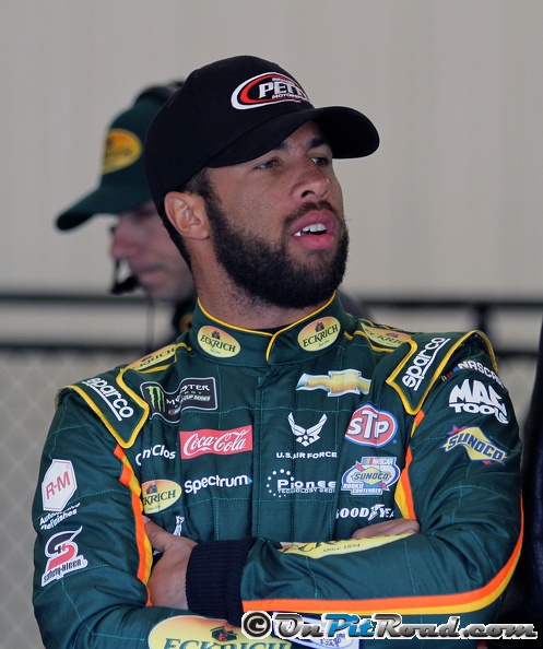 NASCAR Phoenix: Bubba Wallace Suffers Brake Failure, Crashes NASCAR Phoenix: Bubba Wallace Suffers Brake Failure, Crashes