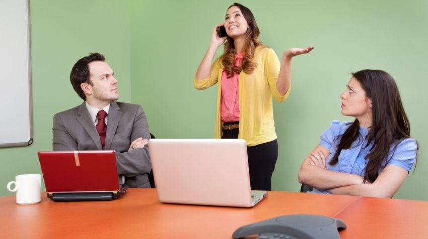 Navigating Office Lunches: 6 Crucial Etiquette Guidelines Navigating Office Lunches: 6 Crucial Etiquette Guidelines