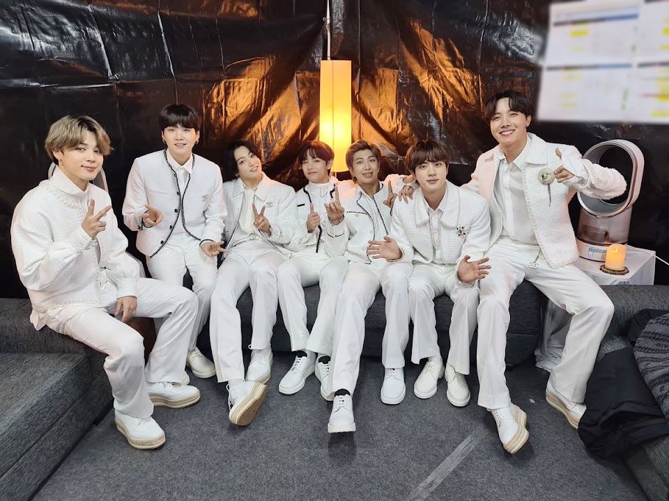 New BTS Teaser Fuels Comeback Rumors Among ARMY New BTS Teaser Fuels Comeback Rumors Among ARMY