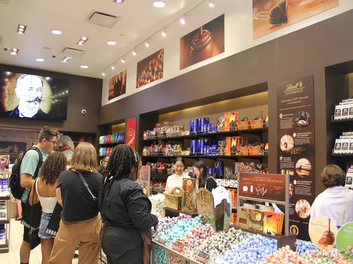 New Lindt Chocolate Shop Opens In Central London New Lindt Chocolate Shop Opens In Central London