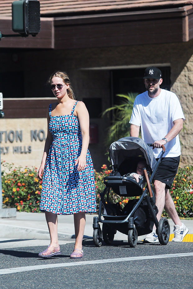 New Photos: Jennifer Lawrence And Cooke Maroney Following Second Baby Announcement New Photos: Jennifer Lawrence And Cooke Maroney Following Second Baby Announcement