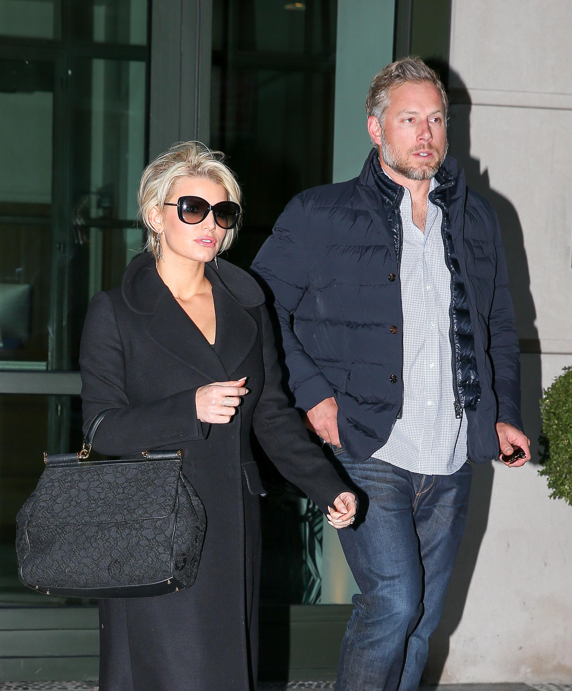 New Song Suggests Jessica Simpson's Marriage To Eric Johnson Is Troubled New Song Suggests Jessica Simpson's Marriage To Eric Johnson Is Troubled