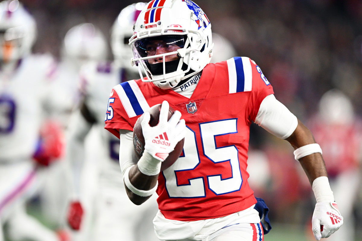 NFL Analyst's Bold Prediction: Patriots' Post-2025 Draft Status NFL Analyst's Bold Prediction: Patriots' Post-2025 Draft Status