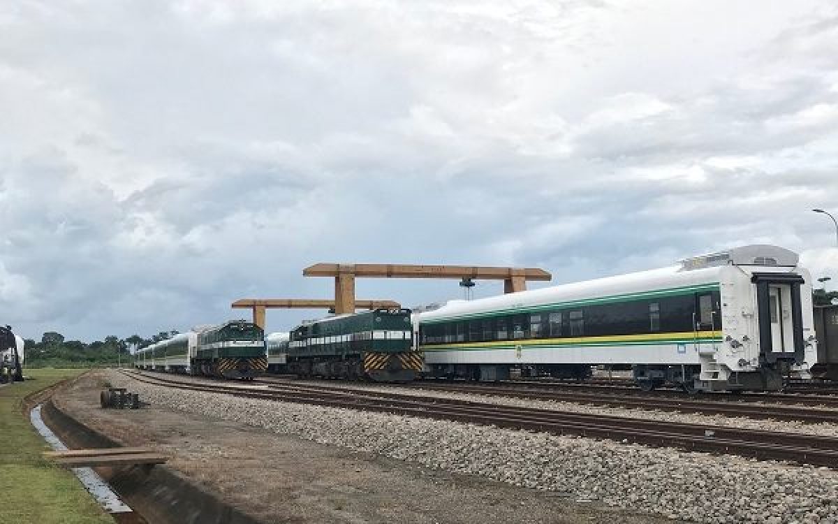 Nigeria Railway Corporation Halts Warri-Itakpe Rail Services Following Engine Failure Nigeria Railway Corporation Halts Warri-Itakpe Rail Services Following Engine Failure
