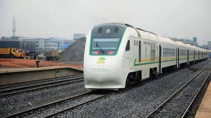 Nigeria Railway Corporation: Warri-Itakpe Train Service Restored Nigeria Railway Corporation: Warri-Itakpe Train Service Restored