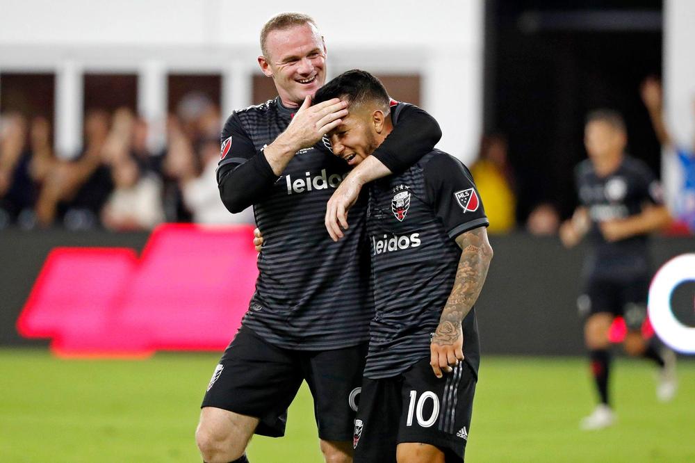 Nos Emirados Árabes, Ex-jogador Do Vasco Comemora Camisa 10 E Mira A Copa 2026 Nos Emirados Árabes, Ex-jogador Do Vasco Comemora Camisa 10 E Mira A Copa 2026