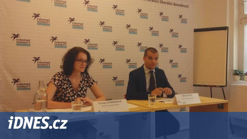 Novináři Deníku N A Seznam Zpráv Vyloučeni Z Brífinku ČT Novináři Deníku N A Seznam Zpráv Vyloučeni Z Brífinku ČT