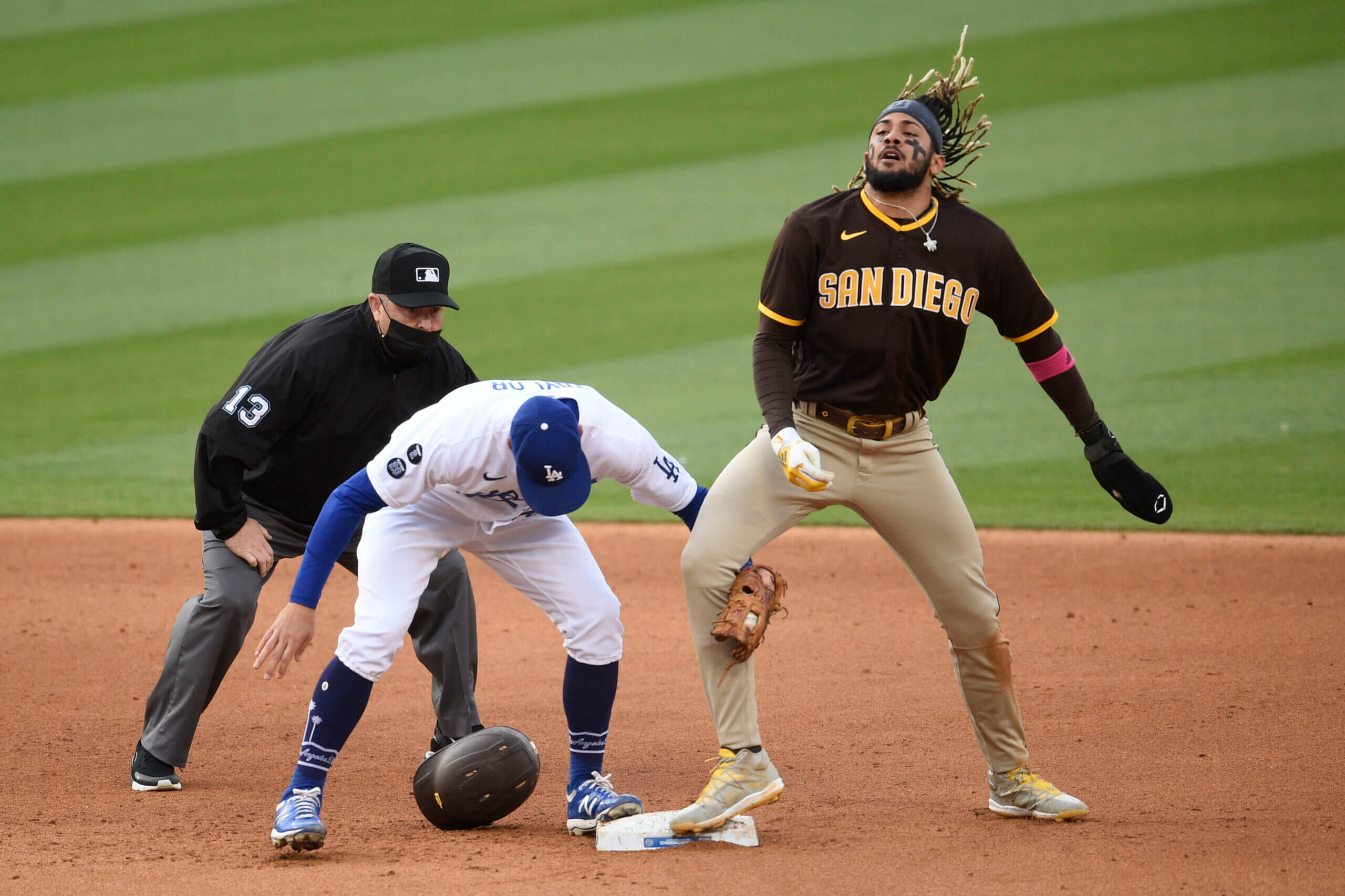 Padres' Defiance: A Major Obstacle To Dodgers' Success Padres' Defiance: A Major Obstacle To Dodgers' Success