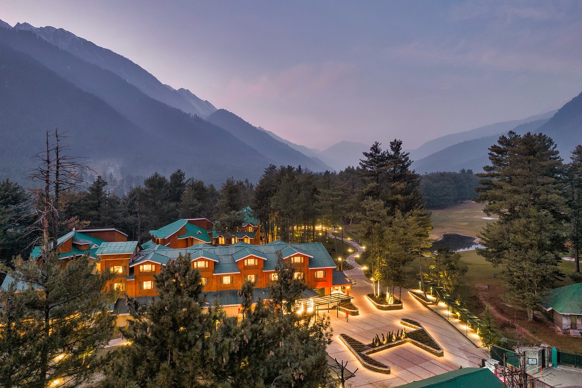 Pahalgam Visit And Pakistan Links: Details Emerge In YouTuber Jyoti Malhotra's Arrest Pahalgam Visit And Pakistan Links: Details Emerge In YouTuber Jyoti Malhotra's Arrest