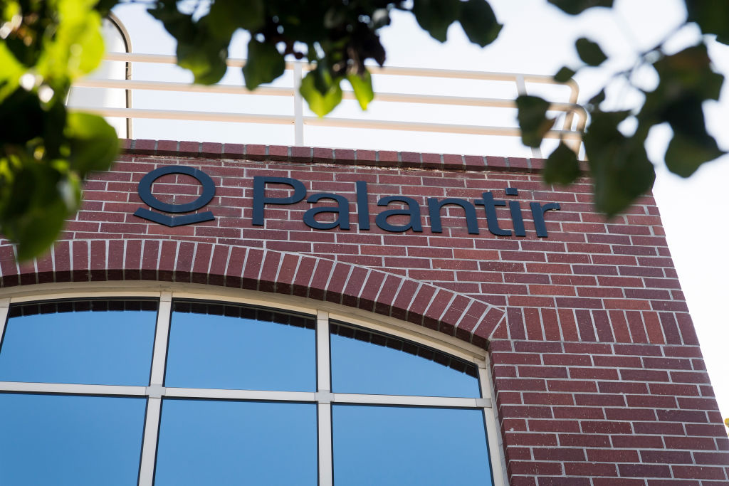 Palantir Stock Forecast: Q1 Earnings Reveal Government And Commercial Trends Palantir Stock Forecast: Q1 Earnings Reveal Government And Commercial Trends