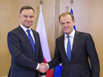 Paradoksalne Wyniki Sondażu Prezydenckiego Onetu: Analiza Dla Trzaskowskiego I Nawrockiego Paradoksalne Wyniki Sondażu Prezydenckiego Onetu: Analiza Dla Trzaskowskiego I Nawrockiego