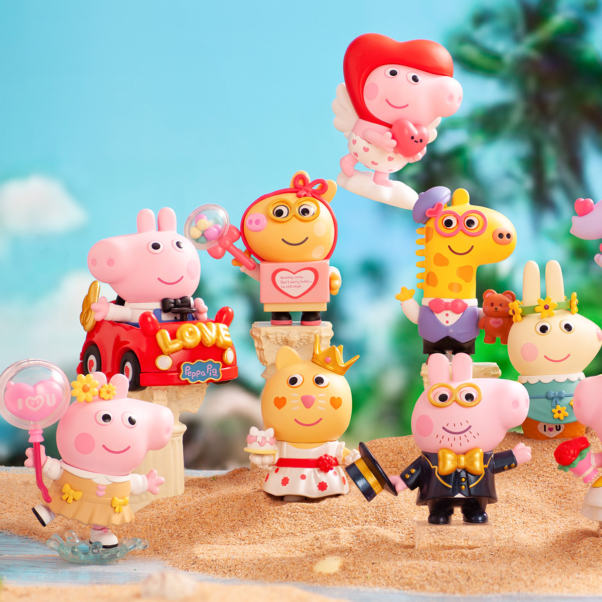 Peppa Pig's Mother Reveals New Baby's Gender At Iconic Location Peppa Pig's Mother Reveals New Baby's Gender At Iconic Location