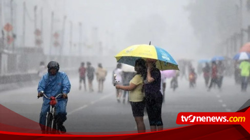Peringatan Cuaca Buruk: Hujan Lebat Di Denpasar, Bali Peringatan Cuaca Buruk: Hujan Lebat Di Denpasar, Bali