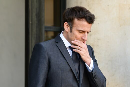 Politique Camerounaise: Macron, Troisième Mandat Et La Volonté De Lutter Politique Camerounaise: Macron, Troisième Mandat Et La Volonté De Lutter