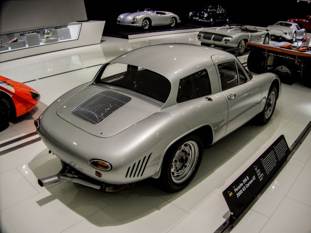 Porsche 356: Dari Zuffenhausen Ke Legenda Otomotif Jerman Porsche 356: Dari Zuffenhausen Ke Legenda Otomotif Jerman