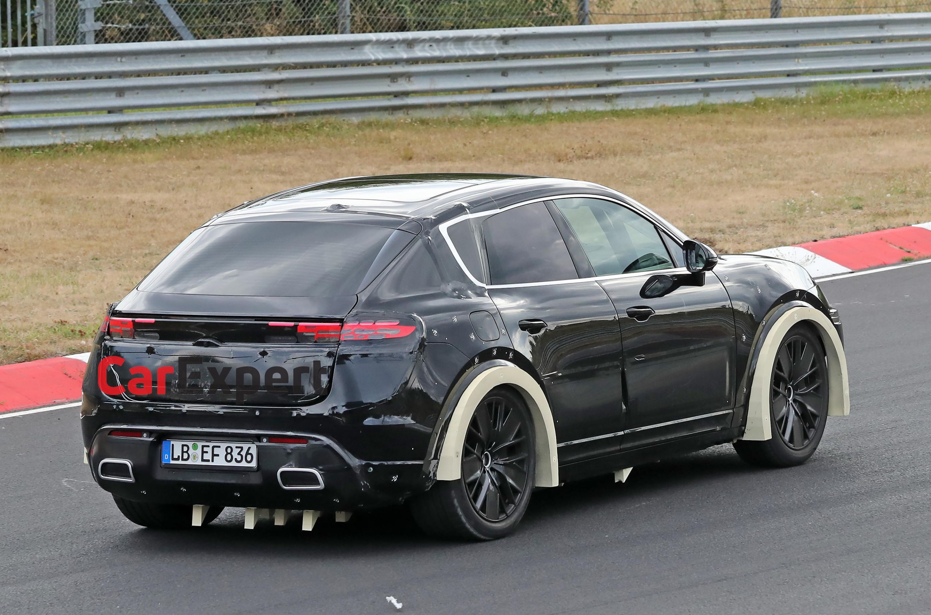 Porsche Macan Rafbíll: Samanburður Við Keppinautur Porsche Macan Rafbíll: Samanburður Við Keppinautur