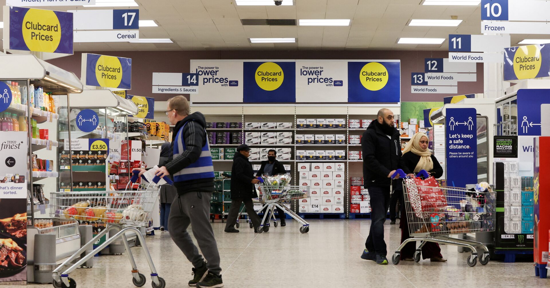 Pound Strengthens After UK Inflation Report, BOE Rate Cut Expectations Fall Pound Strengthens After UK Inflation Report, BOE Rate Cut Expectations Fall