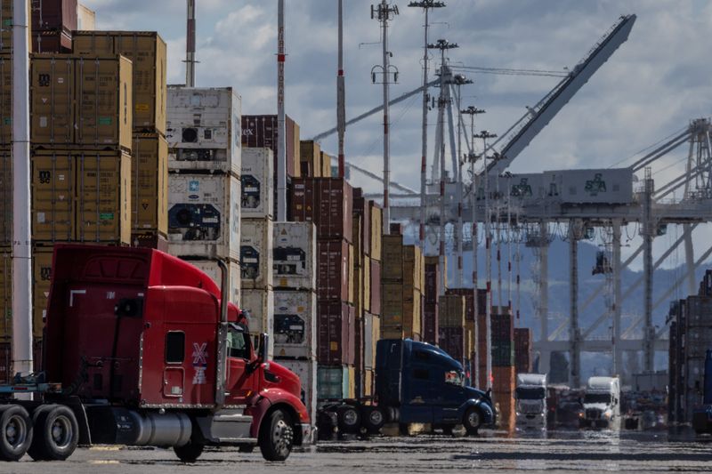 Powell's Warning: How Tariffs Could Jeopardize The Fed's Mandate Powell's Warning: How Tariffs Could Jeopardize The Fed's Mandate