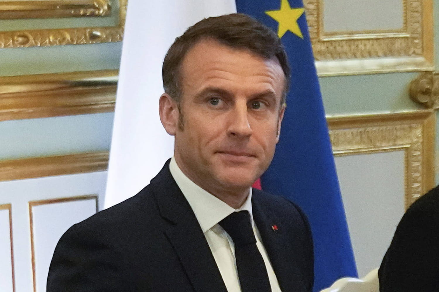 Présidentielle Cameroun 2032: Macron, Référendum Et Perspectives Présidentielle Cameroun 2032: Macron, Référendum Et Perspectives