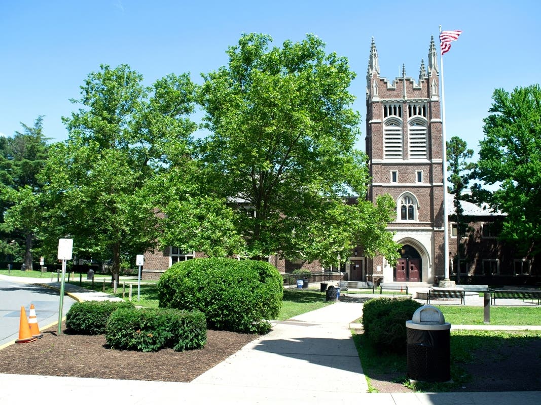 Princeton's Laptop Donation Boosts Higher Ed In New Jersey Correctional Facilities